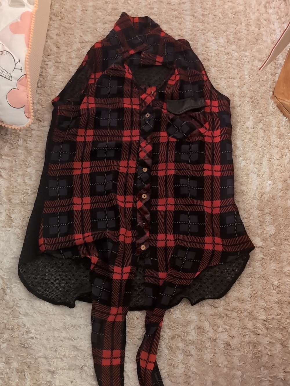 Sleeveless Red & Black Plaid Button-Front Tie Hem Top